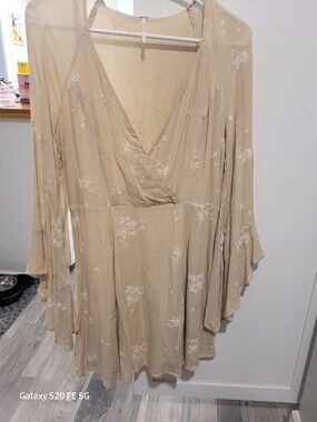 Free People Cream Dress with Bell Sleeves And Floral Embroidery Brass Logo Tag